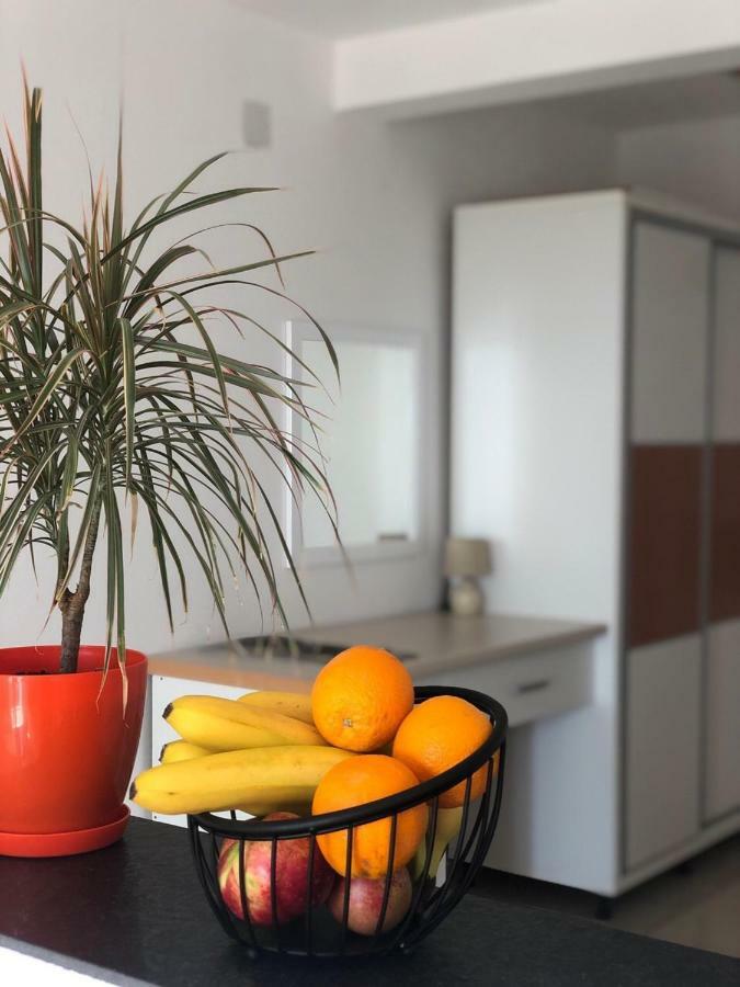 Apartmani Dini Ulcinj Esterno foto