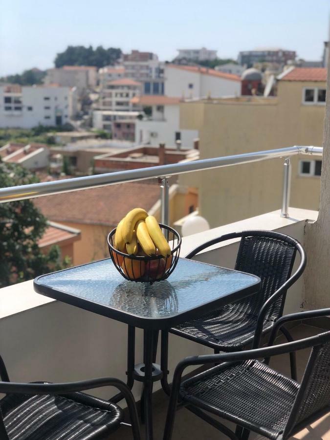 Apartmani Dini Ulcinj Esterno foto