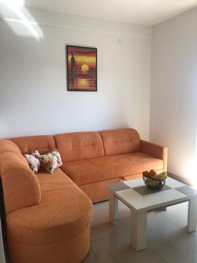 Apartmani Dini Ulcinj Esterno foto