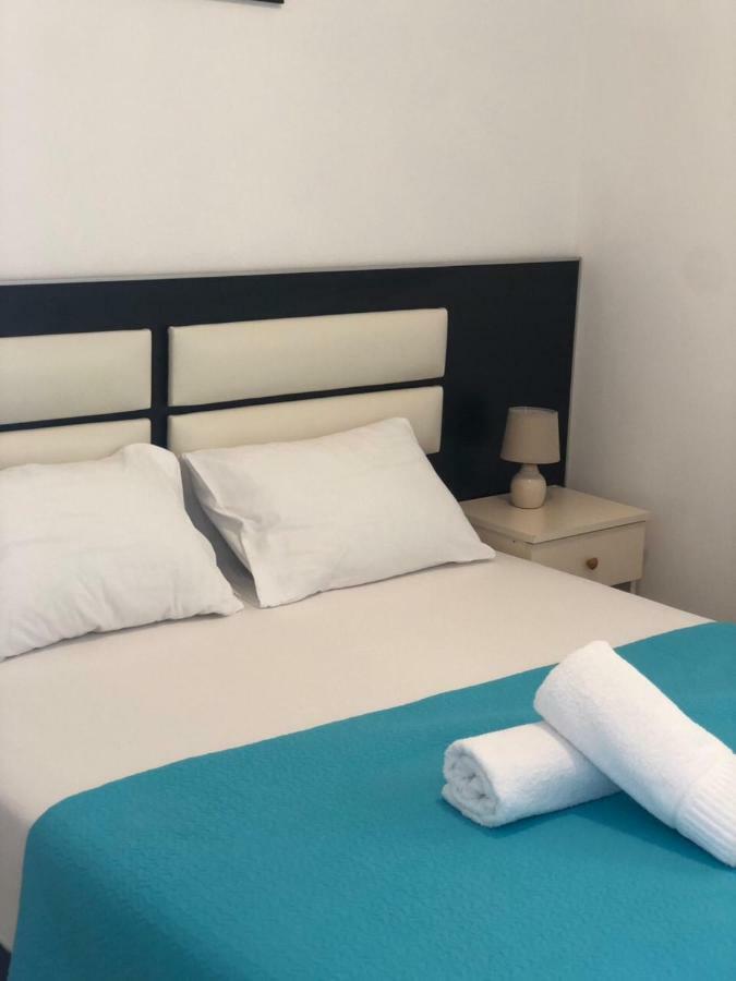 Apartmani Dini Ulcinj Esterno foto