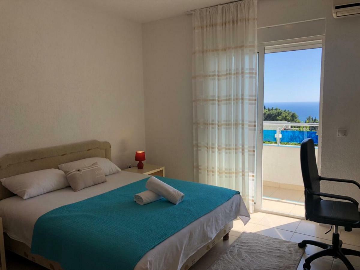 Apartmani Dini Ulcinj Esterno foto