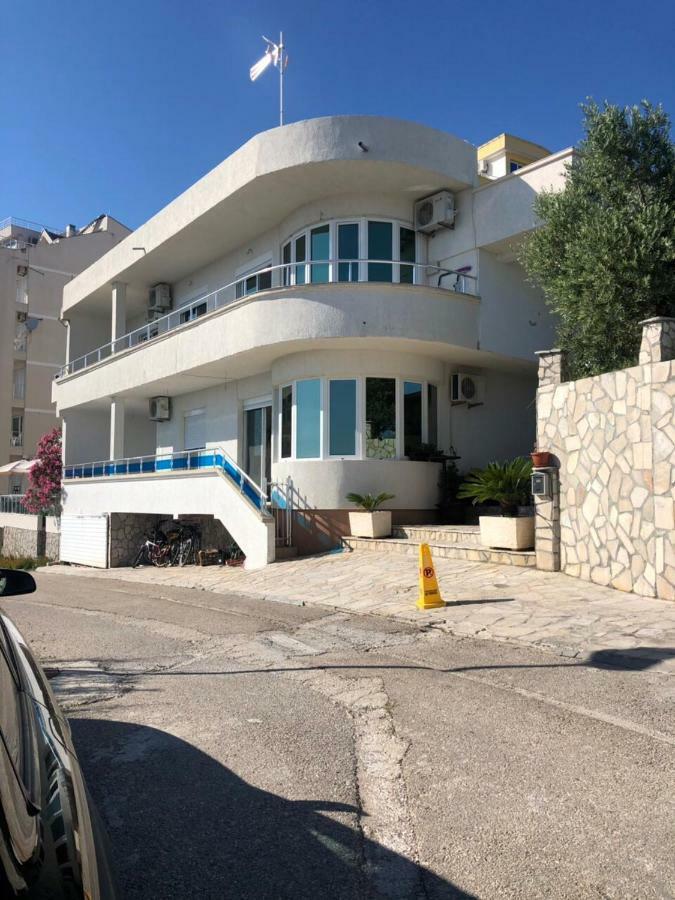 Apartmani Dini Ulcinj Esterno foto