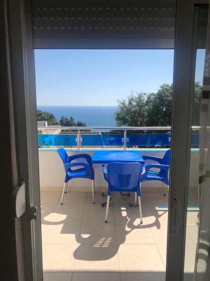 Apartmani Dini Ulcinj Esterno foto